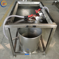 Machine d'aiguilles d'injection saline de boeuf de viande de poulet Marinade manuelle commerciale injectent la machine d'injecteur de saumure de sel de Table