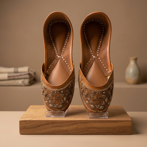 Chaussures fantaisie pour filles BS INTERNATIONAL, chaussures indiennes traditionnelles décontractées légères en cuir véritable, tendance mode toutes saisons - Product Image 1