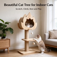 Arbre à chat en bois USMILEPET avec maisonnette pour chat, structure d'escalade en bois pour chat, tour à chat avec poteau à gratter en sisal et balles suspendues