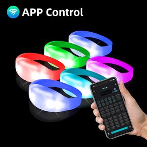 מתכנת הוביל wristband + סיליקון עמיד למים הוביל נשלט תיבת תכשיטים שלט רחוק תיבת oem לוגו מהבהב הוביל צמיד - Product Image 2
