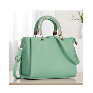 Bolso de Mano para Mujer, Hecho a Mano con Cuero 100% Genuino, Cierre de Cremallera Resistente, Forma Única, Diseño Ligero y Ecológico - Product Image 6