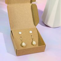 Petite boîte d'emballage de cadeaux de bijoux en papier kraft Boîtes d'emballage d'accessoires polyvalents pour boucles d'oreilles et colliers faits à la main