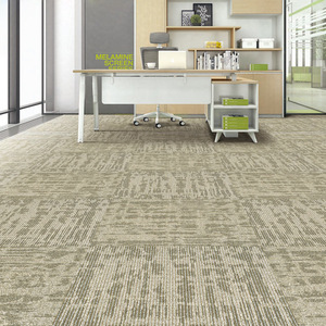 Dalles de moquette modernes à motif rayé carré, antidérapantes, pour la maison, le bureau, le salon, la chambre, revêtement de sol 60301 60302 60303 60304 - Product Image 1