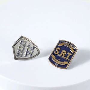 Fabricant de badges en métal émaillé souple de haute qualité en gros, de casquettes papillon et de cadeaux promotionnels - Product Image 2