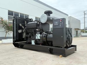 Groupe électrogène silencieux à châssis ouvert 500 kW 500 kVA avec moteur de type mobile et démarrage 24 V CC - Product Image 3
