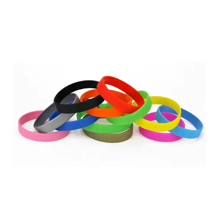 Braccialetto in Silicone Sport Design personalizzato logo braccialetto sportivo multicolore braccialetto promozionale innovativo di vendita caldo all'ingrosso