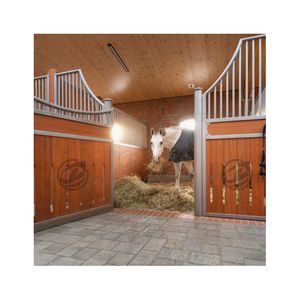 Chuồng ngựa của chúng tôi được xây dựng bằng gỗ chất lượng cao đảm bảo độ bền và bán chuồng ngựa tự nhiên được thiết kế cho ngựa - Product Image 1