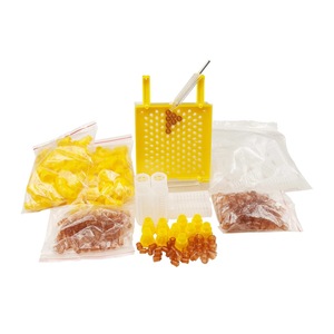 Nouveau kit d'élevage de <span class=keywords><strong>reine</strong></span> d'apiculture Jenter Kit de boîte d'élevage de <span class=keywords><strong>reine</strong></span> d'<span class=keywords><strong>abeille</strong></span> en plastique - Product Image 1