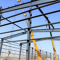 Structure de treillis en acier galvanisé préfabriquée moderne, abri en tissu tendu pour la construction d'hangars, d'entrepôts et de structures de stockage