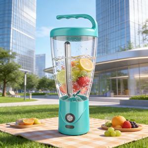 Licuadora Portátil de 1000 ml y 150 W, a Prueba de Fugas, Libre de BPA, con 6 Cuchillas, Modo Turbo, Recargable por USB, Batería de 2000 mAh, para Uso en Exteriores - Product Image 1