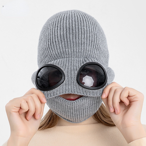 FayeIn <span class=keywords><strong>Bonnet</strong></span> d'Hiver pour <span class=keywords><strong>Femme</strong></span>, Chapeau <span class=keywords><strong>de</strong></span> Trappeur Doublé Polaire Chaud, Épais et Décontracté, <span class=keywords><strong>Bonnet</strong></span> <span class=keywords><strong>de</strong></span> Ski en Tricot pour <span class=keywords><strong>Neige</strong></span> avec Masque Intégré, pour Homme et <span class=keywords><strong>Femme</strong></span> - Product Image 4
