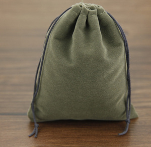 Sac d'emballage pour bijoux <span class=keywords><strong>en</strong></span> velours, emballage <span class=keywords><strong>cadeau</strong></span>, sac à bijoux haut de gamme, de haute qualité, fabrication professionnelle, vente <span class=keywords><strong>en</strong></span> gros personnalisée - Product Image 1