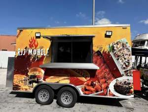 Poisson cru tahitien avec thon au lait de coco, citron vert et légumes frais, Bol d'insolation des îles - Product Image 4