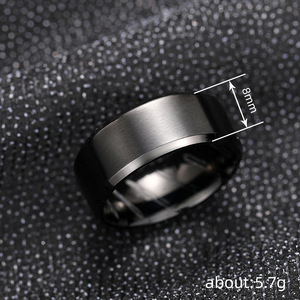 Anello con Interno Intagliato Testurizzato per Donne, Gioiello Minimalista alla Moda per Uso Quotidiano, Regalo - Product Image 4