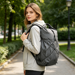 Sac à dos d'escalade surdimensionné à prix abordable, personnalisable avec logo, tactique, léger, nombreux styles en stock, sac à dos de randonnée rétro - Product Image 3