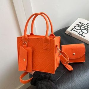女孩时尚手提包新款纯色两件套方形包带小袋韩国毛毡单肩包 - Product Image 1