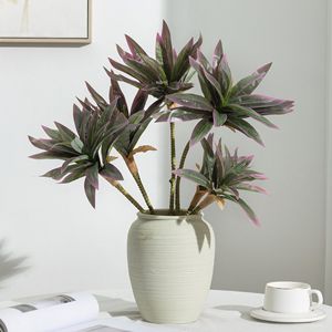 Ramo de Bambú y Lirios Artificiales Meng Jie, Planta Decorativa de PVC Suave con Tres Cabezas para Interiores, Hogar y Sala de Estar - Product Image 2