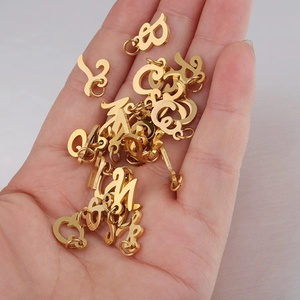 Nuovo nome <span class=keywords><strong>monogramma</strong></span> iniziale lettera a a a Z ciondolo per la collana Charm in acciaio inox oro colore argento 18K - Product Image 3