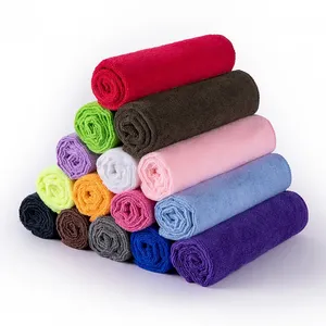 Toallas de Microfibra de 300GSM y 40x40CM con Logo Personalizado, Paños de Poliéster de Punto por Urdimbre para Limpieza de Cocina, Lavado y Detallado de Autos - Product Image 2