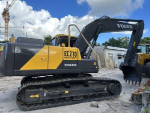 Excavatrice sur chenilles VOLVO EC210 d'occasion de 20 tonnes Offre Spéciale les pelleteuses VOLVO EC210 EC210BLC EC240BLC EC290 en stock à vendre - Product Image 4