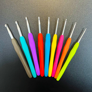 Agujas de <span class=keywords><strong>Tejer</strong></span> Ergonómicas de Aluminio con Mango Suave TRP de 2-10 mm, Juego de Ganchos de Crochet para <span class=keywords><strong>Principiantes</strong></span> - Product Image 3