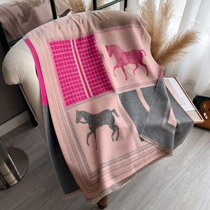 Bufanda de Cachemira Cálida y Elegante <span class=keywords><strong>para</strong></span> Mujer, Diseño de Cuadros con Estampado de Caballo, <span class=keywords><strong>para</strong></span> Otoño e Invierno - Product Image 6