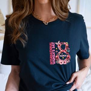 T-Shirt da Donna con Icona Femminista, Manica Corta, Girocollo, Stampa Digitale Floreale, 100% Cotone, Vestibilità Regolare, Primavera Estate, Casual - Product Image 3