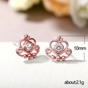 Orecchini a perno con corona color oro rosa da donna, minimalisti, carini, per uso quotidiano, accessori moda - Product Image 5