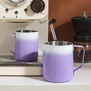 Jarra de Espuma de Leche de Acero Inoxidable Kingze Personalizada de 350 ml y 600 ml para Latte Art - Product Image 1