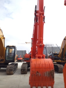 Second Hand Hitachi <b>Excavator</b> <b>Machine</b> EX200-5E ZX200 ZX200-3G Used Hitachi <b>Excavator</b> - Product Image 2