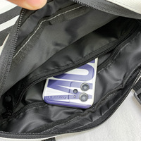 Tas dada kanvas pria, dompet kasual kecil untuk berpergian