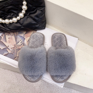 Hot Selling Quality TPR Sole Indoor Flat Slippers Artificial Fur Plush Slippers With Best-selling Custom - Product Image 5