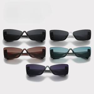 <span class=keywords><strong>Gafas</strong></span> <span class=keywords><strong>de</strong></span> Sol <span class=keywords><strong>de</strong></span> Moda 2024 con Protección UV400, Lentes Anti-Reflejantes, Montura Media, Estilo Ojo <span class=keywords><strong>de</strong></span> Gato, para Mujer, Cara Cuadrada, PC, Vacaciones - Product Image 3