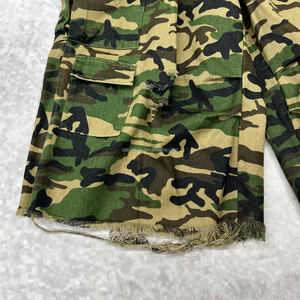 Short d'été en coton imprimé bords bruts oversize Bermuda Designer Shorts Hommes Streetwear personnalisé Camo Cargo Shorts - Product Image 5