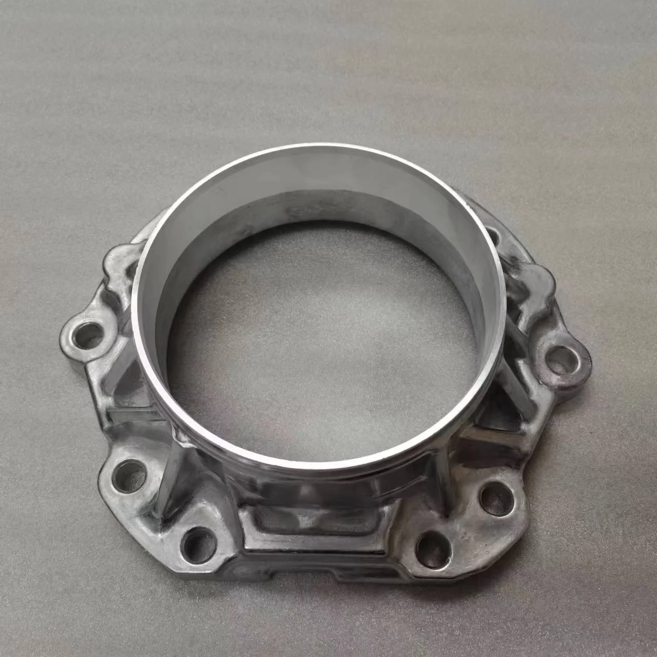 Heavy Duty Truck Parts - Transmission Bearing Cap 1325331006