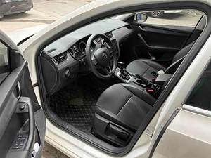 Modèle d'exportation conforme aux normes russes <span class=keywords><strong>2021</strong></span> <span class=keywords><strong>Skoda</strong></span> <span class=keywords><strong>Octavia</strong></span> 1.5L L4 113HP Automatique Édition Confort - Product Image 5