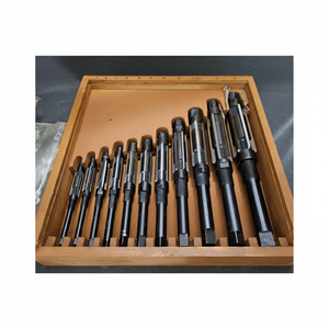 Juego de Escariadores Manuales de 11 Piezas de 1/2\" a 1 1/2\" con Estuche de Madera (Tl1301) - Product Image 1