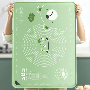 Tapis de pétrissage en silicone alimentaire sans BPA, épaissi, antidérapant, antiadhésif, écologique, motif ours vert, pour <span class=keywords><strong>pâtisserie</strong></span> maison - Product Image 3