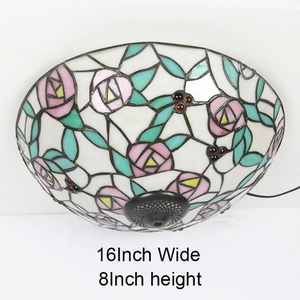 Lámpara de Techo LED de Estilo Tiffany LongHuiJing con Pantalla Redonda de Cristal con Patrón Floral Azul y Rojo - Product Image 4