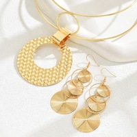 Collier et boucles d'oreilles JOMTY pour femme, luxe léger, coquillage, pendentif géométrique simple et exagéré, fait main, nouvelle mode, bijoux en alliage