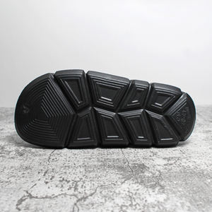 Sabots et mules classiques d'été bon marché 2023, logo personnalisé unisexe, sabots de jardin, chaussures plates en EVA, sabots pour hommes et femmes - Product Image 3