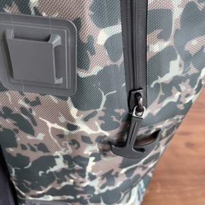 Sac à dos <span class=keywords><strong>de</strong></span> pêche à la <span class=keywords><strong>mouche</strong></span> Thunderhead Packs en TPU PVC imperméable OEM ODM pour ranger les équipements <span class=keywords><strong>de</strong></span> pêche et les cannes à pêche - Product Image 4