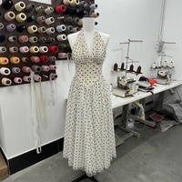 Robe licou à pois élégant taille-cintrage été décontracté arête de poisson col en v longue robe avec robe Maxi dos nu Sexy