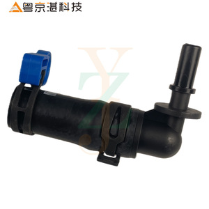 LR135553 ท่อน้ำหล่อเย็นเครื่องยนต์สำหรับแลนด์โรเวอร์ สปอร์ต อีโวคท่อส่งน้ำยางอะไหล่ทดแทน - Product Image 1