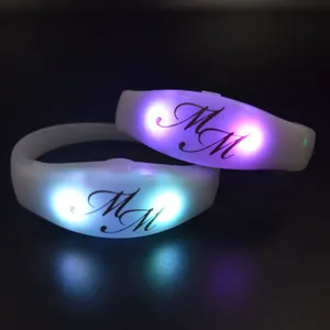 Outdoor Party Silicone Remote Controlled Flashing Led Bracelet DMX 512 Bracelet Radio Controlled Wristband