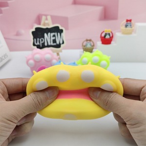 Juguete Blandito de Pata de Gato, Pelota Antiestrés de Rebote Lento, Juguete Sensorial Suave para Niños y Adultos - Product Image 5