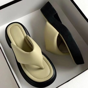 Tongs compensées en cuir véritable à semelle épaisse pour l'été, chaussures décontractées de vacances et de plage avec amorti, pantoufles d'extérieur - Product Image 5