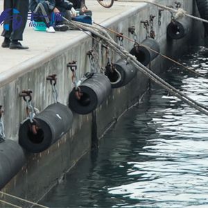 フローレンスABS CCS認定高エネルギー吸収天然ゴム円筒型フェンダー24ヶ月保証耐摩耗性 - Product Image 5