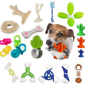 Factory Direct Pawise Christmas Dog Toy Sets Banana Cat Doll Toy Interactive Plush Dog Dental Chew Toy Cat Scratching Tree House