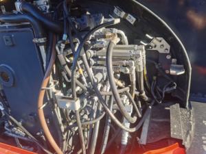 Utilisé pour la mini-pelle KX165 |   Pelleteuse sur chenilles de 6 tonnes avec moteur à couple élevé, pompe, boîte de vitesses et PLC |   Garantie de 2 ans - Product Image 5